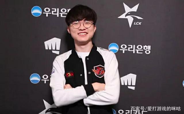 队的战术突 队的战术突